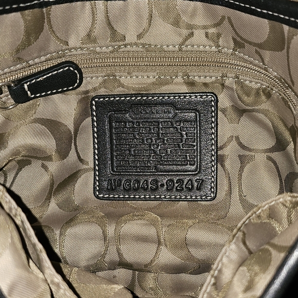 Coach Bag - Picture 3 of 7